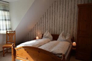 17 Schlafzimmer 1